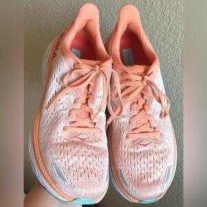 Hoka one one Clifton 8 orange/peach running lace up sneakers women’s size 8.5